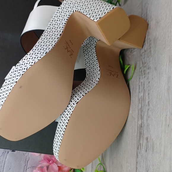 Zac Posen Virginia Leather Sandal NIB - Picture 7 of 10